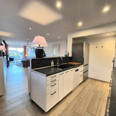 Dom wakacyjny Maison, Rooftop Vue Imprenable Avec Jacuzzi Bandol