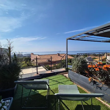 Casa de Férias Maison, Rooftop Vue Imprenable Avec Jacuzzi *