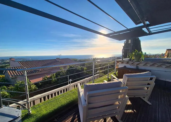 Maison, Rooftop Vue Imprenable Avec Jacuzzi