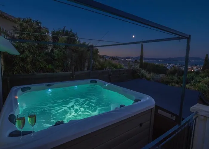 Maison, Rooftop Vue Imprenable Avec Jacuzzi Feriehus *